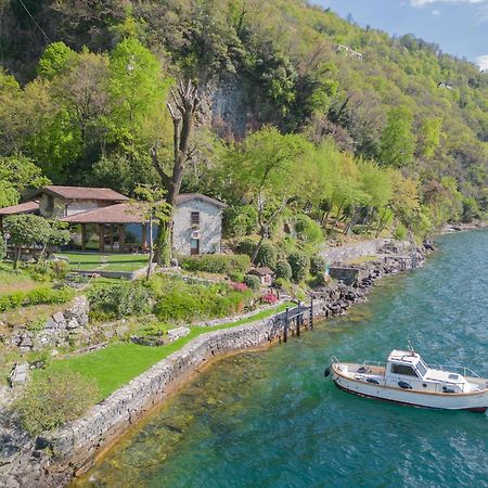 The Writer'S Nest Waterfront Villa By Rent All Como Faggeto Lario Exterior photo